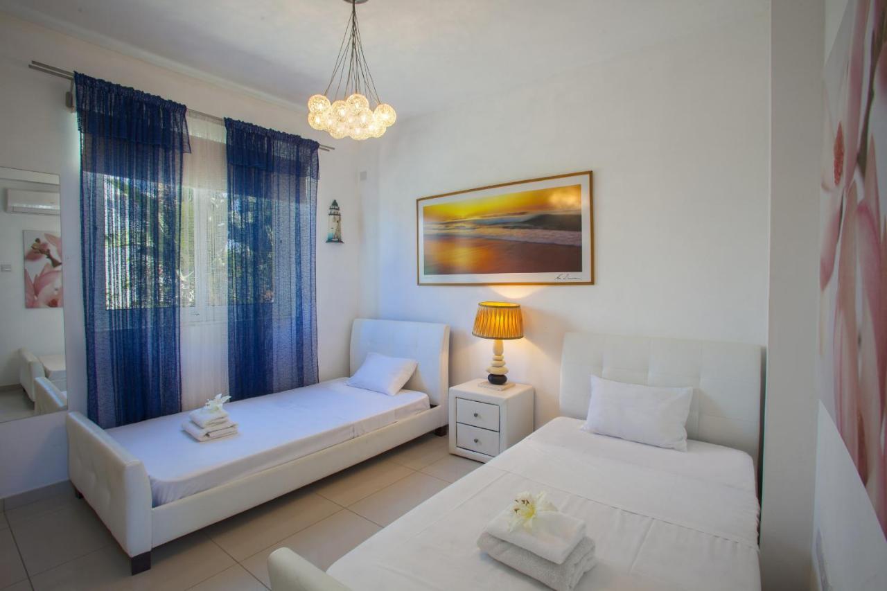Ayia Thekla Seafront Villa Lavender Ayia Napa Esterno foto